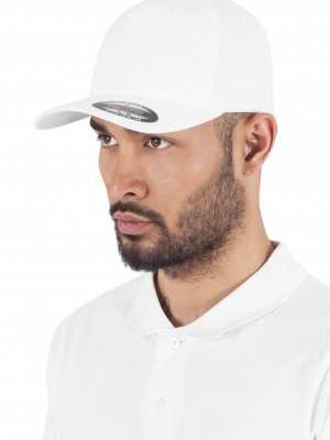 Спортна шапка с козирка бяла Flexfit 5 Спортна шапка с козирка бяла Flexfit 5
