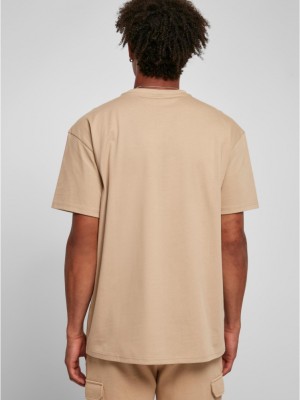 Мъжка изчистена тениска в бежово Urban Classics unionbeige 