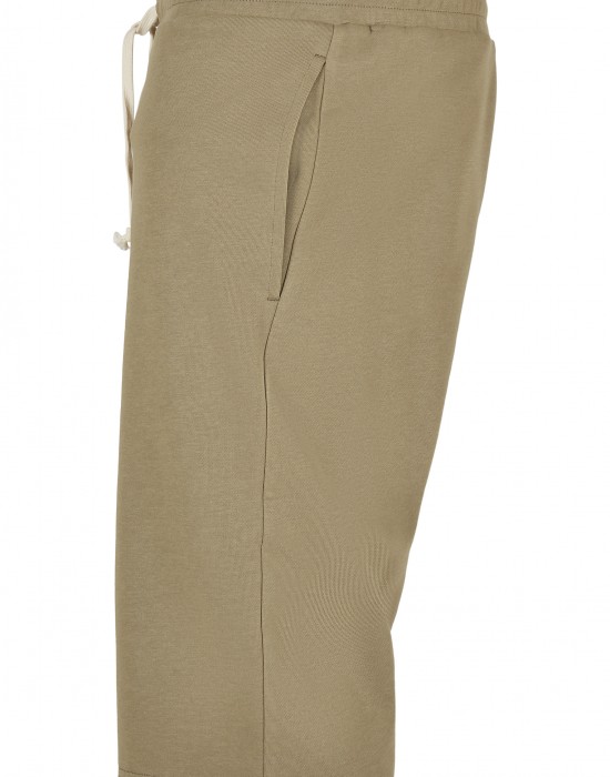 Мъжки къси панталони в каки цвят Urban Classics Low Crotch, Urban Classics, Къси панталони - Complex.bg