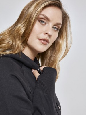 Къс дамски суичър Urban Classics в черен цвят