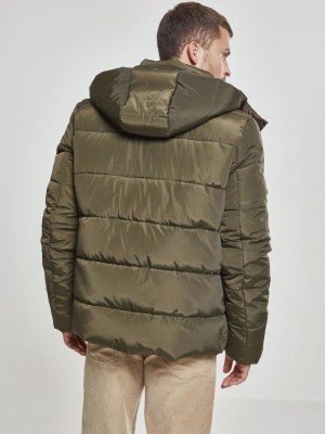 Мъжко зимно яке Urban Classics в цвят маслина