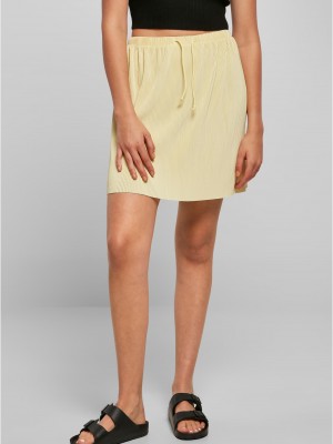 Спортна дамска пола в жълт цвят Urban Classics