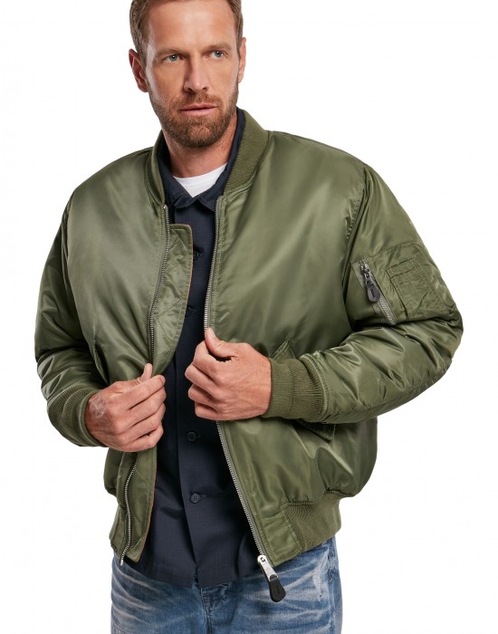 Мъжко яке тип бомбър в цвят маслина MA1, Urban Classics, Зимни якета - Complex.bg