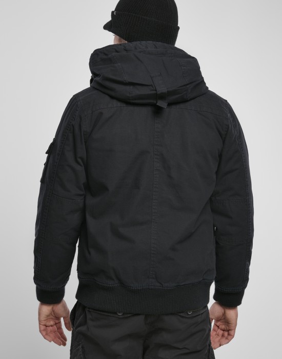 Мъжко яке с качулка в черен цвят Bronx, Urban Classics, Зимни якета - Complex.bg