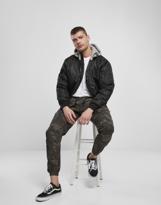 Мъжко яке тип бомбър в черно Brandit, Urban Classics, Зимни якета - Complex.bg