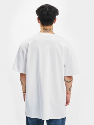 Мъжка тениска в бял цвят Mister Tee Kid from Akron Мъжка тениска в бял цвят Mister Tee Kid from Akron