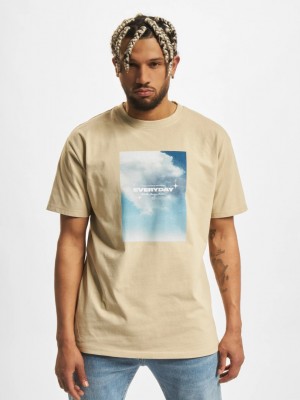 Мъжка тениска в бежов цвят Mister Tee Everyday Мъжка тениска в бежов цвят Mister Tee Everyday
