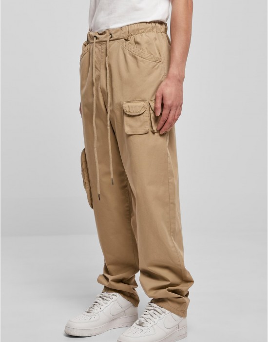 Мъжки спортен панталон в бежово Urban Classics Asymetric Pants, Urban Classics, Панталони - Complex.bg