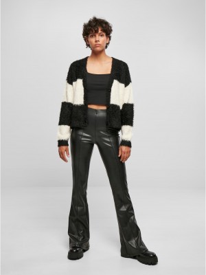 Дамска пухкава жилетка в чернo и бялo Urban Classics