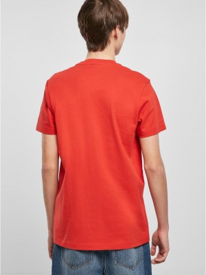Мъжка тениска в тъмнооранжев цвят Urban Classics  Мъжка тениска в тъмнооранжев цвят Urban Classics