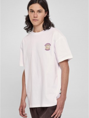 Мъжка тениска в бял цвят Urban Classics Peace  Мъжка тениска в бял цвят Urban Classics Peace