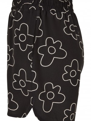 Дамски къси панталони в черен цвят Urban Classics Ladies AOP Shorts