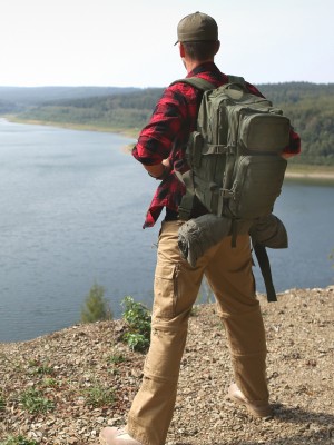 Мъжки трекинг панталони в цвят камел Brandit Savannah