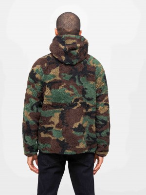 Мъжко пухкаво яке в зелен камуфлаж Brandit Teddyfleece Worker