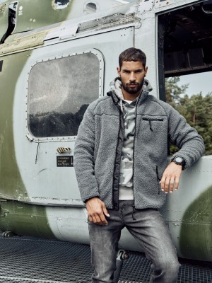 Мъжко яке от плюшен полар в сиво Brandit