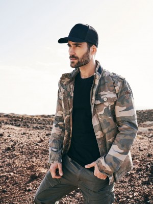 Мъжко зимно яке в светъл камуфлаж Brandit Britannia