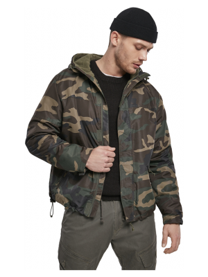 Мъжка ветровка в камуфлаж Brandit woodland