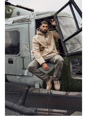 Мъжка ветровка в цвят камел Brandit