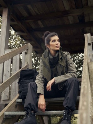 Кожени обувки унисекс в черно Brandit Kenyon 