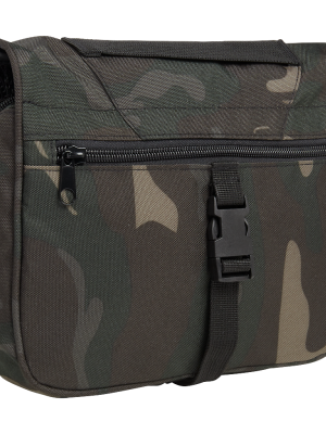 Практичен несесер в тъмен камуфлаж Brandit Toiletry