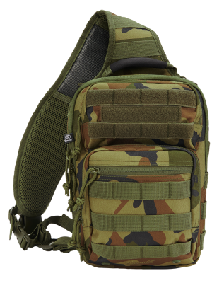 Функционална чанта в камуфлаж Brandit US Cooper Sling Pack Medium woodland