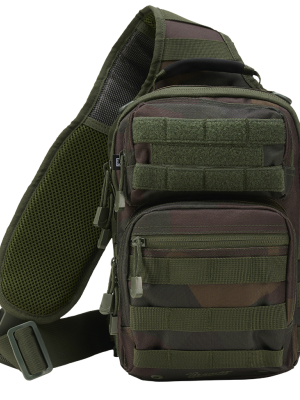 Функционална чанта в камуфлаж Brandit US Cooper Sling Pack Medium dark woodland