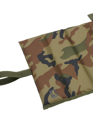 Сгъваема подложка за сядане в камуфлажен цвят Brandit Sit Mat woodland