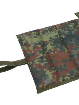 Сгъваема подложка за сядане в камуфлажен цвят Brandit Sit Mat flecktarn