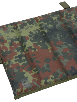 Сгъваема подложка за сядане в камуфлажен цвят Brandit Sit Mat flecktarn