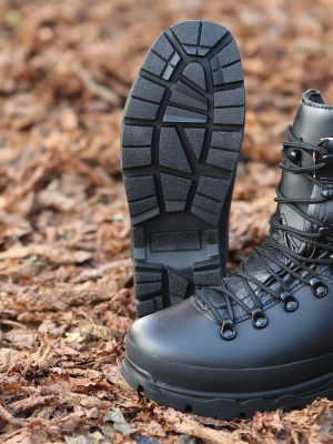 Черни кубинки естествена кожа Brandit Bergschuh