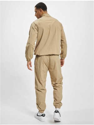 Мъжки анцуг в бежов цвят DEF Мъжки анцуг в бежов цвят DEF