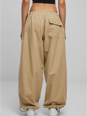 Дамски широк панталон в бежов цвят Urban Classics Parachute