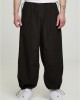 Мъжки широки панталони в черен цвят Urban Classics Parachute Pants, Urban Classics, Панталони - Complex.bg