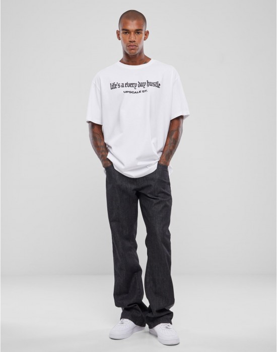 Мъжка тениска в бял цвят Mister Tee Hustle Oversize.