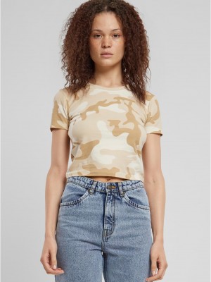 Дамска къса тениска в камуфлажен цвят Urban Classics Ladies Cropped Camo Tee 