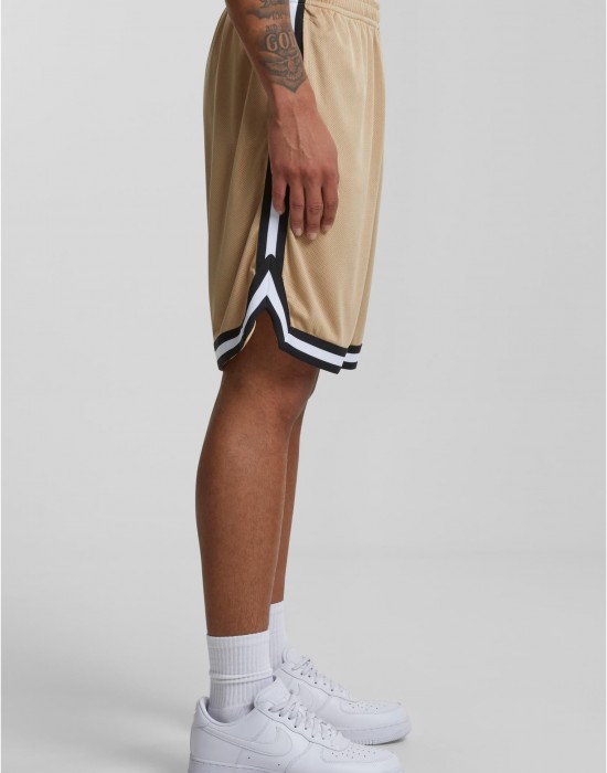 Мъжки къси панталони в бежов цвят Urban Classics Stripes Мъжки къси панталони в бежов цвят Urban Classics Stripes
