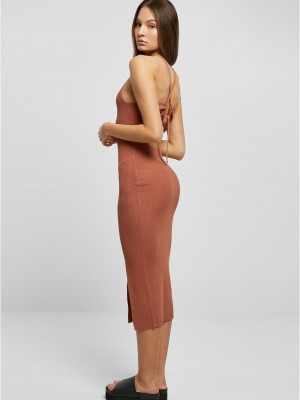 Дамска рокля в кафяв цвят Urban Classics Ladies Midi Rib Knit Crossed Back Dress