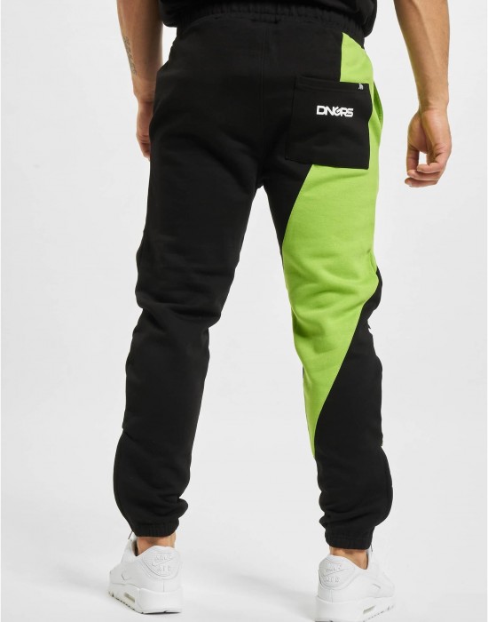 Мъжко черно долнище Dangerous DNGRS Sweatpants