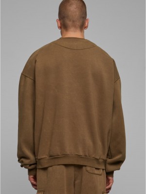Мъжка блуза в кафяво Urban Classics Acid Washed Crew Мъжка блуза в кафяво Urban Classics Acid Washed Crew