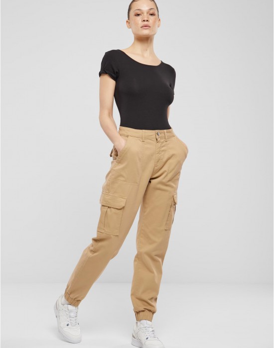 Дамски панталон в бежов цвят Urban Classics Ladies Pants Дамски панталон в бежов цвят Urban Classics Ladies Pants