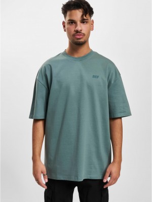 Мъжка тениска в зелено DEF Work