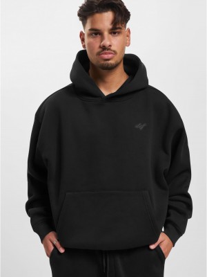 Мъжки суичър в черно DEF Needed