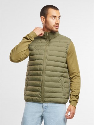 Мъжка грейка в цвят маслина Urban Classics Basic Vest Мъжка грейка в цвят маслина Urban Classics Basic Vest