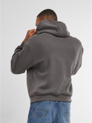 Мъжки суичър в сиво Mister Tee Make It Legendary