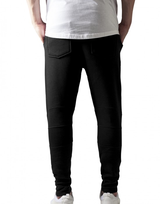 Мъжко долнище в черно Urban Classics Pleat Sweatpants Мъжко долнище в черно Urban Classics Pleat Sweatpants