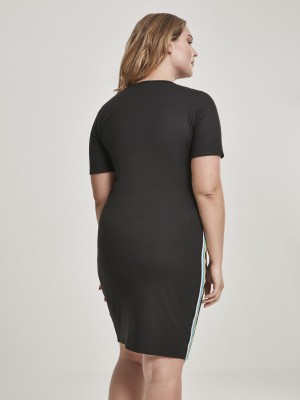 Спортна рокля Urban Classics в черен цвят