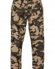 Мъжко долнище в камуфлажен десен Urban Classics Basic Camo Sweatpants 2.0