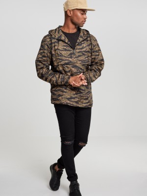 Мъжко яке Urban Classics с камуфлажен десен
