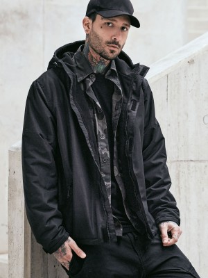 Мъжка ветровка в черен цвят Brandit