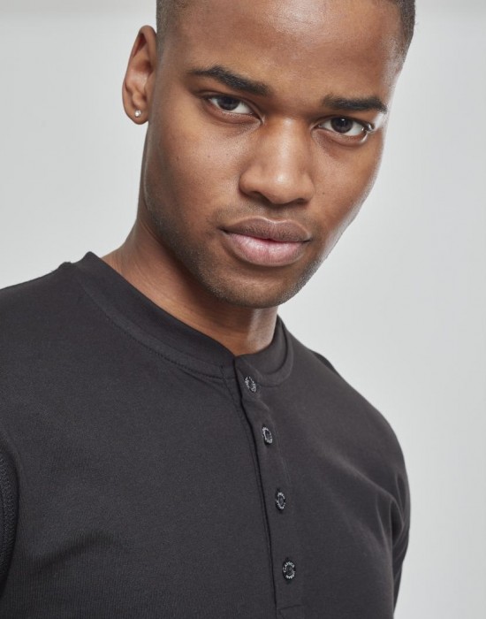 Мъжка памучна блуза с копчета Urban Classics Basic Henley в черно